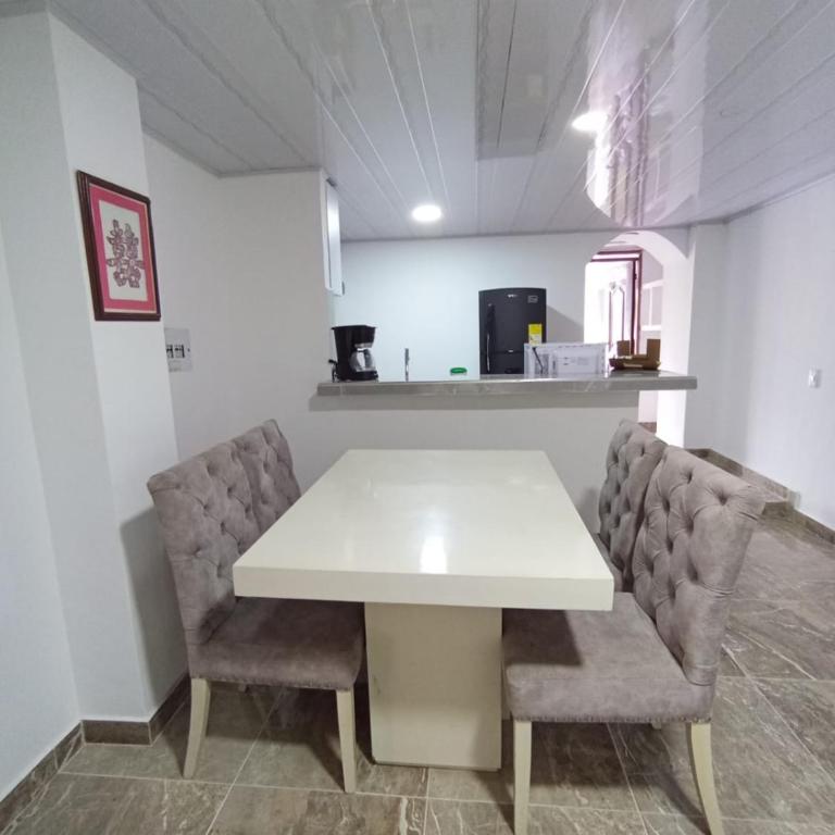 Hospedaje La Tebaida - Apartamento de 1 dormitorio - 1