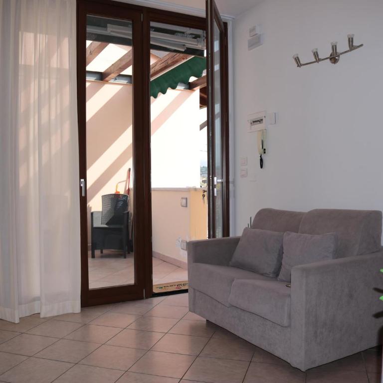Balcony, lake view, walking distance Lazise centre - Casa Vacanze con 1 Camera da Letto - 4