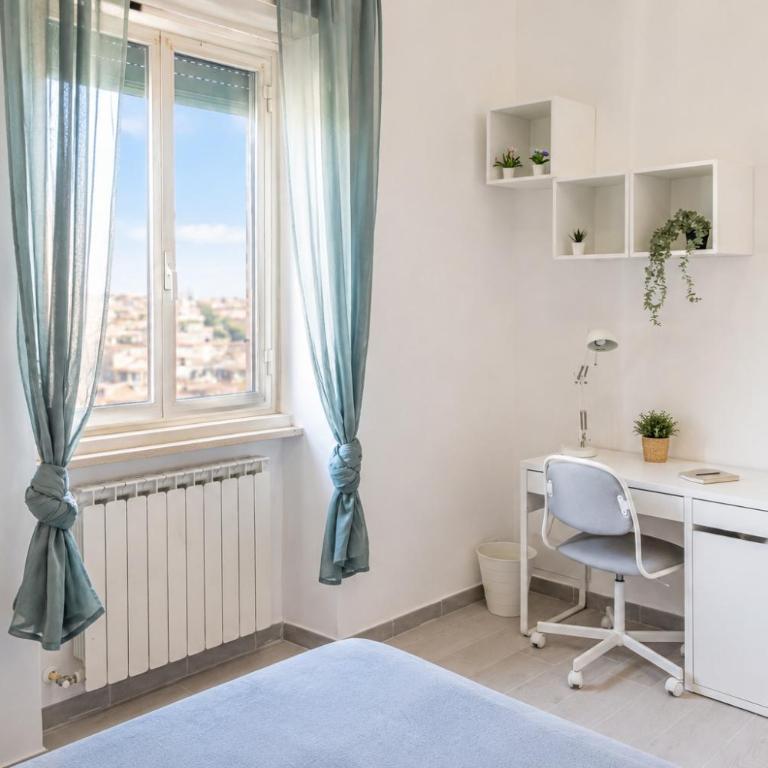 Large Family Apartment - 4 Bedrooms with free parking near San Paolo Metro & University by RHR - Four-Bedroom Deluxe Apartment - 5
