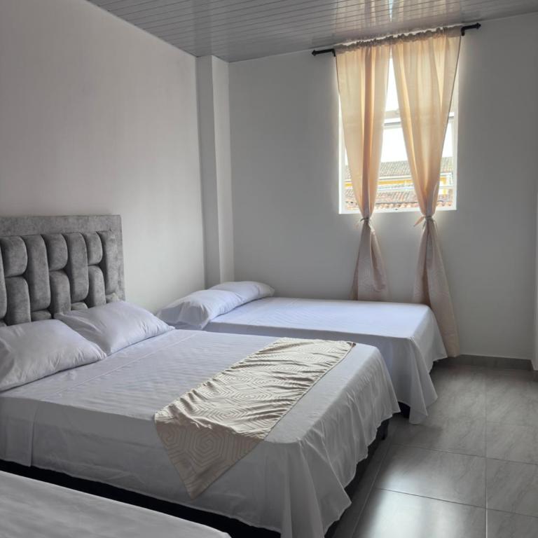 Hotel San Luis - Habitación Triple - 8