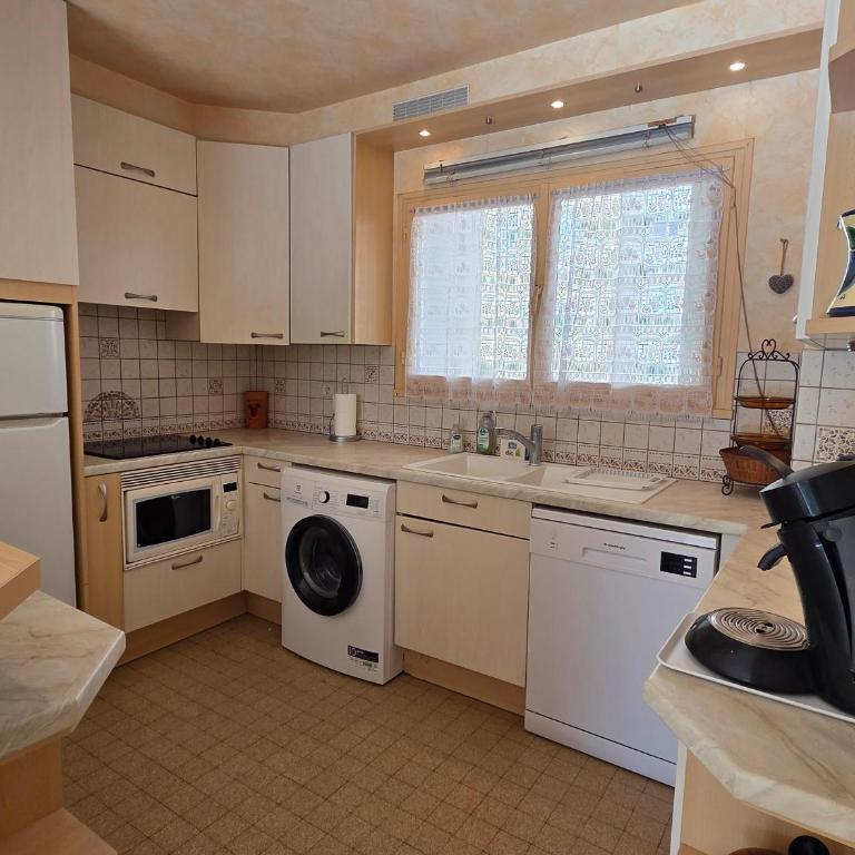 Appartement climatisé centre-ville, vue mer - 4 pers. - FR-1-780-99 - Apartamento - 6