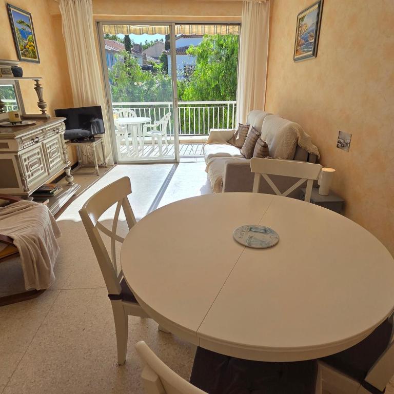 Appartement climatisé centre-ville, vue mer - 4 pers. - FR-1-780-99 - Apartamento - 10