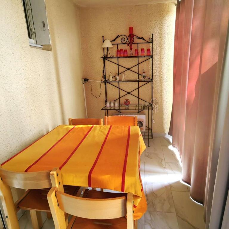 Studio cabine, parking sécurisé - 4 pers. - FR-1-607-244 - Studio - 10