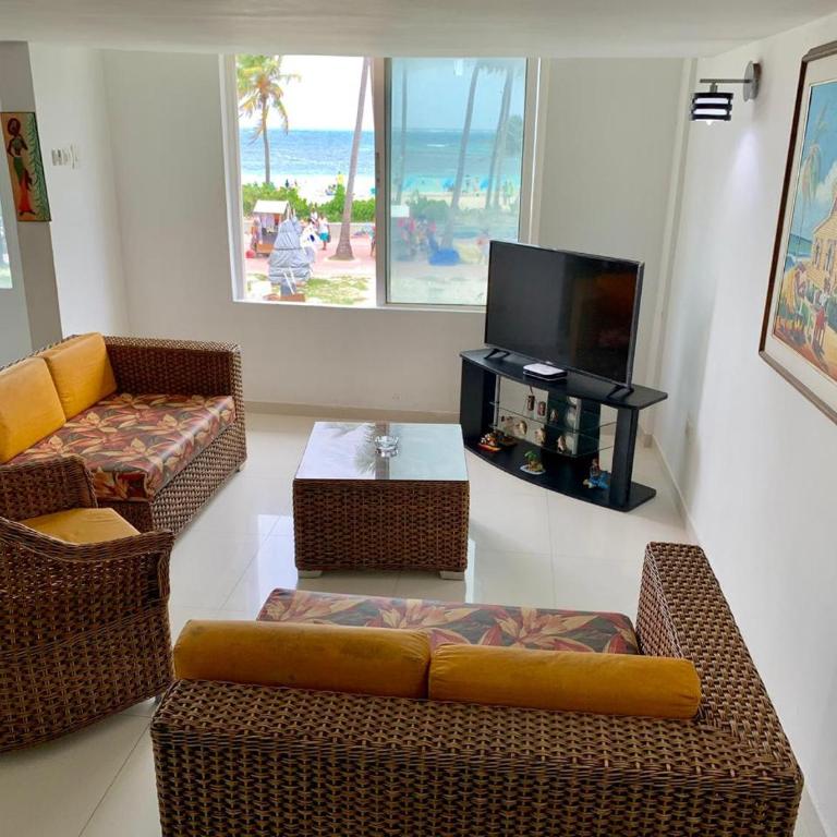 Apartamentos frente al mar Limsor Beach - Apartamento de 3 dormitorios con vistas al mar - 6