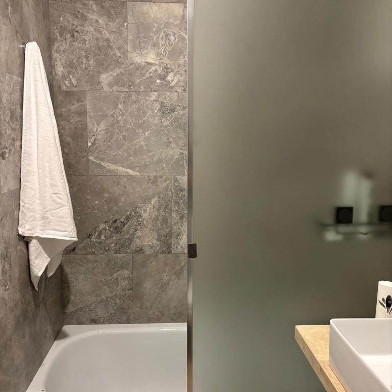 Moderno y cálido en Officia Pilar con piscina y cowork - Apartamento de 1 dormitorio - 43