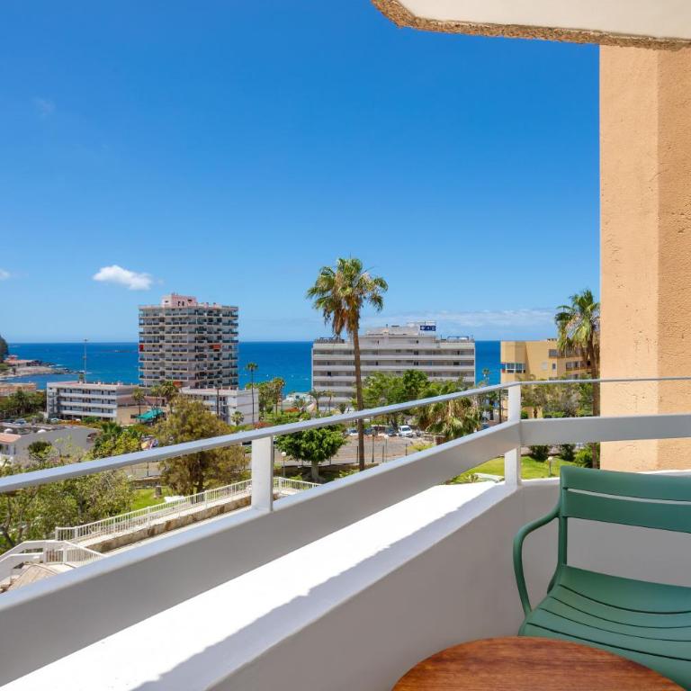 SOL by Meliá Arona Tenerife - Habitación Sol con salón y vistas al mar - 2