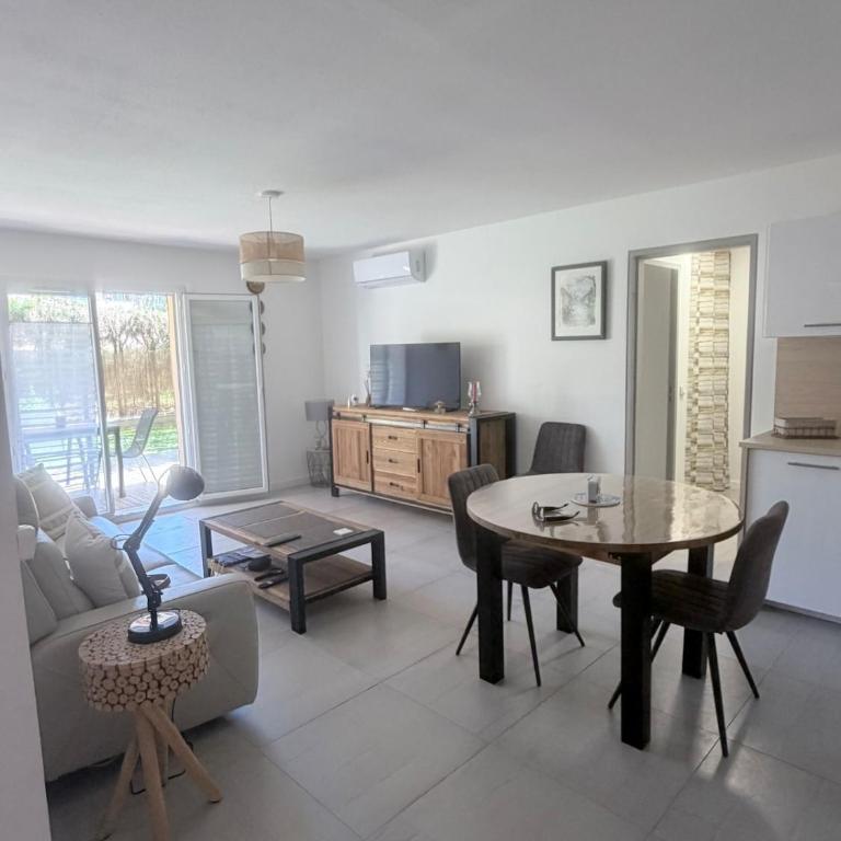 3-room single-story apartment with small garden - Appartement 3 Chambres - 1