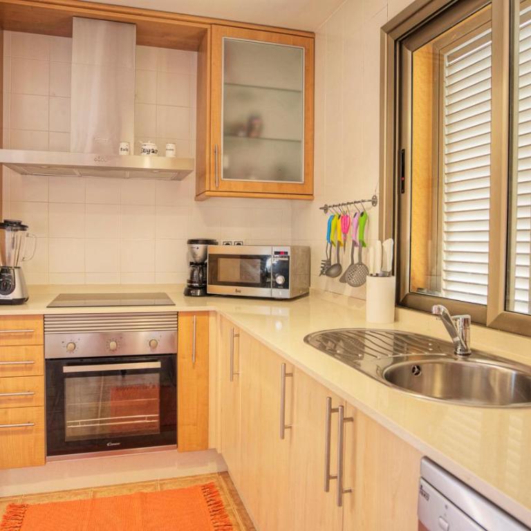 Villa Birdie - Five-Bedroom House - 20