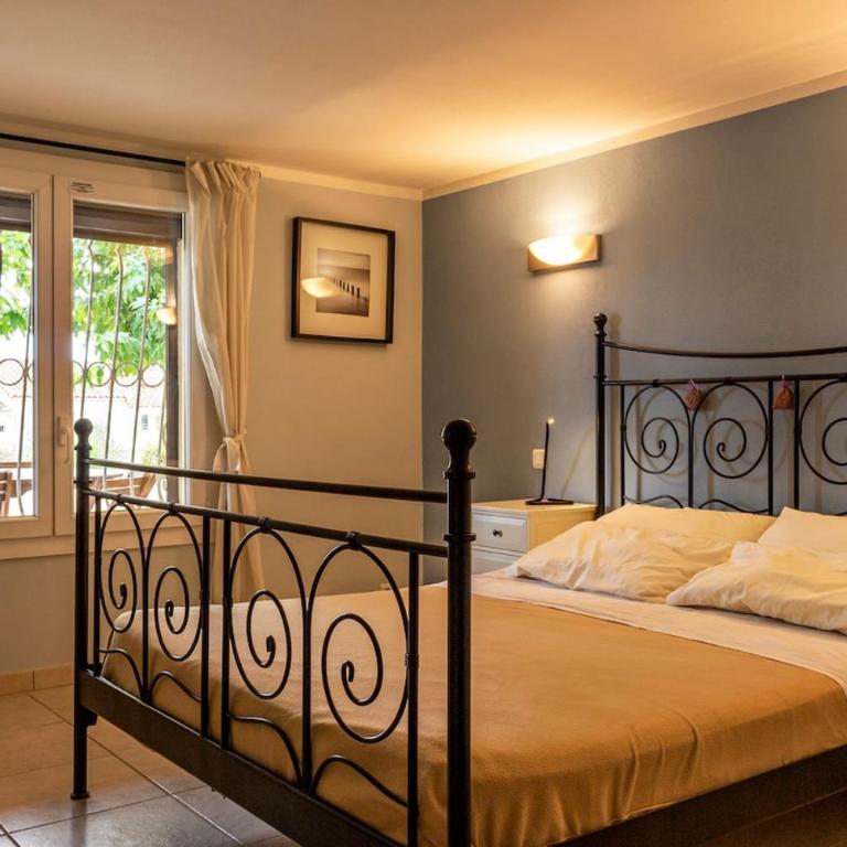 Vol - au - Vent - Cheerful 5-bedroom villa with pool - Maison 5 Chambres - 5