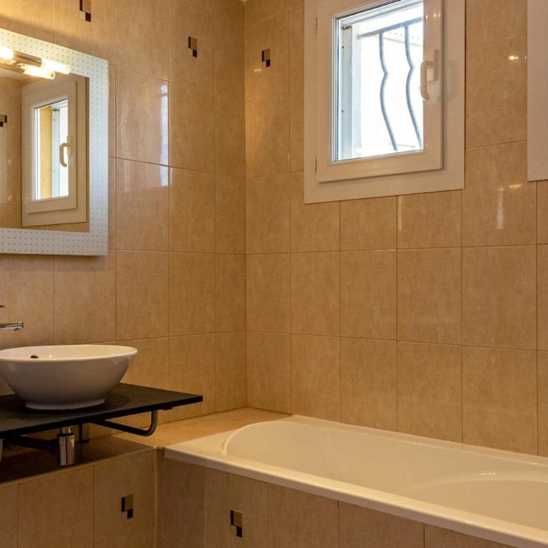 Vol - au - Vent - Cheerful 5-bedroom villa with pool - Maison 5 Chambres - 7