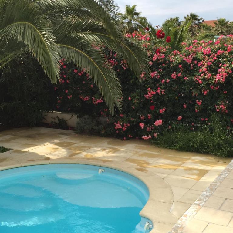 La maison de Virginie 6 a 12 personnes -300 m de la plage- vélos a disposition - Villa avec Piscine Privée - 86