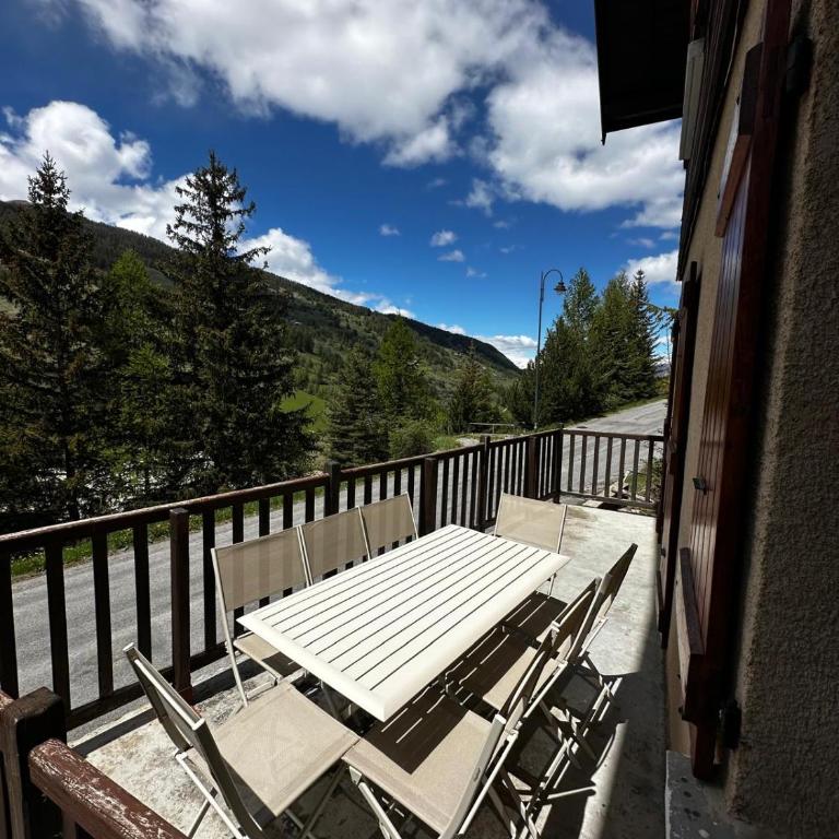 Chalet 8 pers Vars SteMarie Calme - Chalet - 9