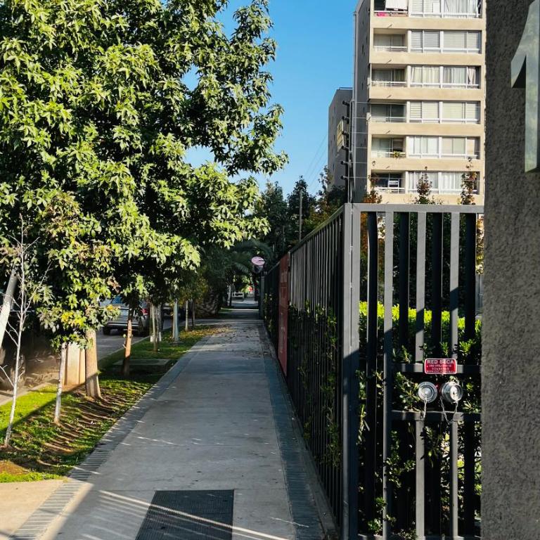 Dpto en Ñuñoa 2D-1B Costado del Nacional, Metro cerca - Habitación Doble - 1 o 2 camas - 2