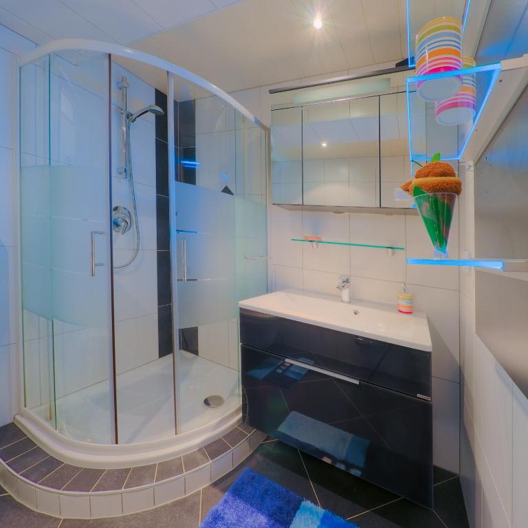 Ferienhaus Schweinberger - Large Two-Bedroom Apartment - 9