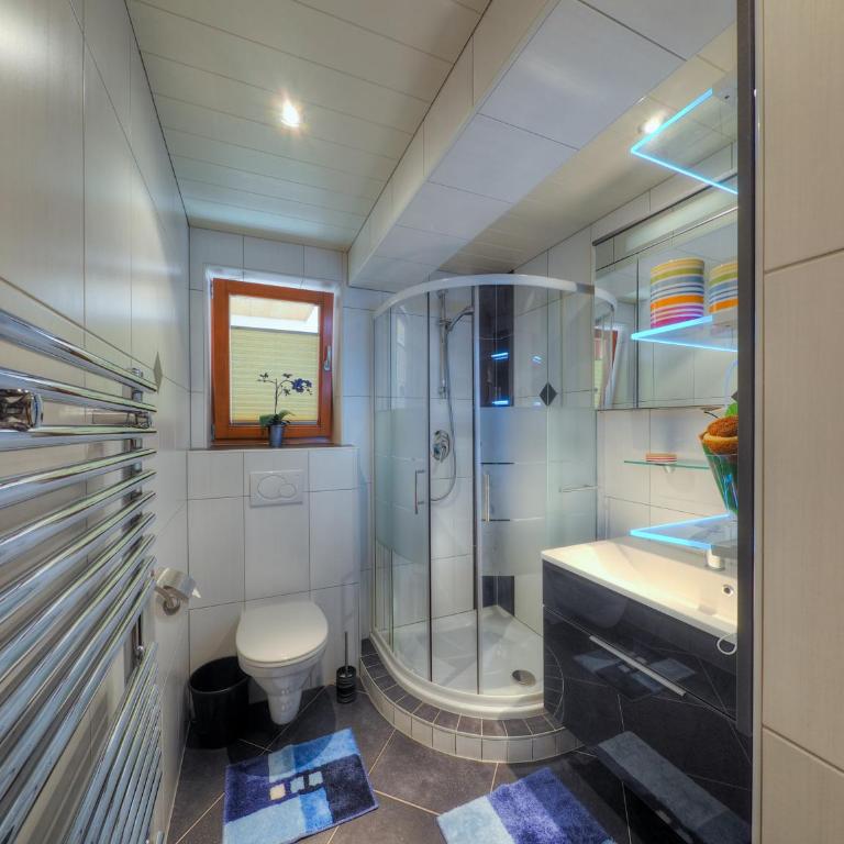 Ferienhaus Schweinberger - Large Two-Bedroom Apartment - 10