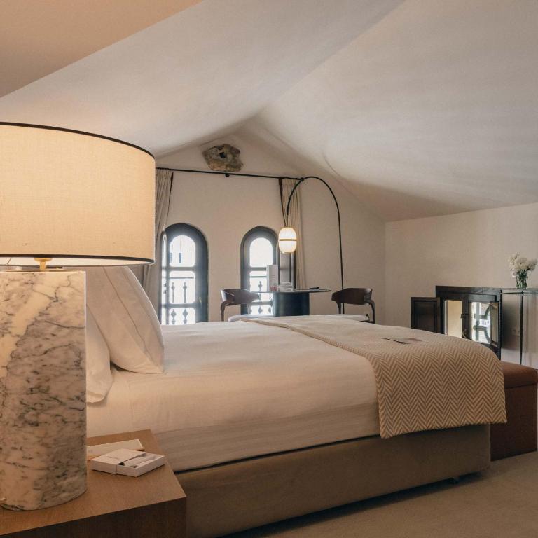 Hospes Palacio de los Patos, a Member of Design Hotels - Superior Suite - 1