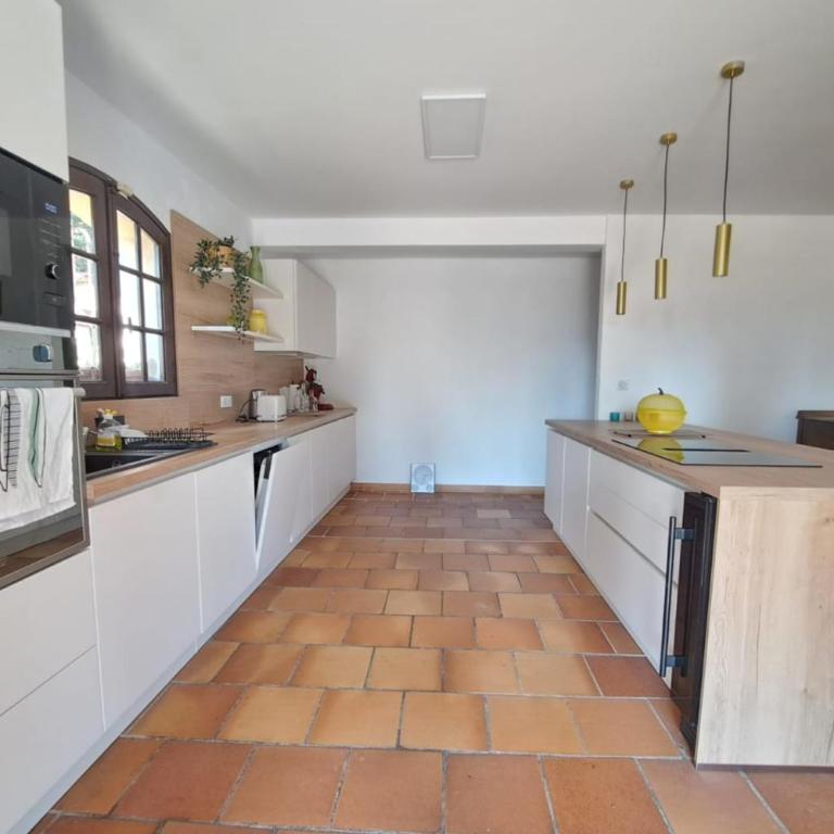 4 BR Villa with Pool Sea View AC Parking - BENAKEY - Villa avec Piscine Privée - 27