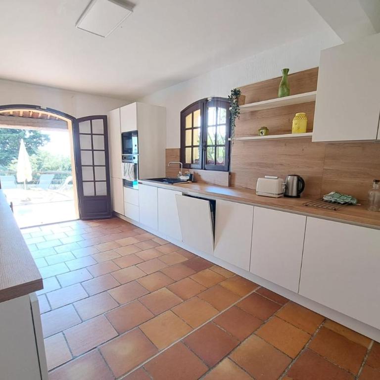 4 BR Villa with Pool Sea View AC Parking - BENAKEY - Villa avec Piscine Privée - 28