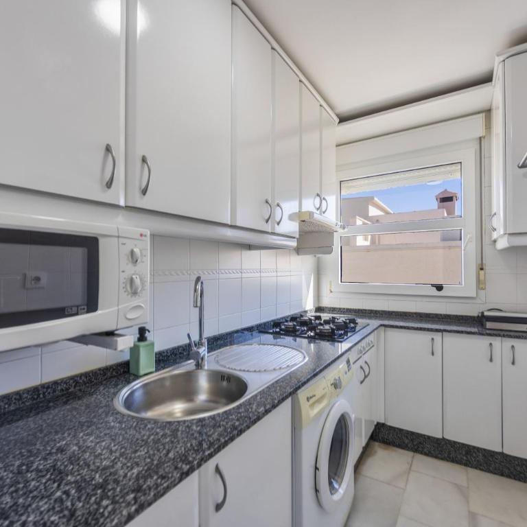 Acogedor Apartamento en la Bahía - Deluxe-Apartment mit 2 Schlafzimmern und Gartenblick - 7