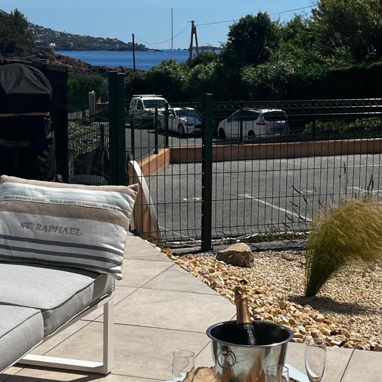 House with your feet in the water, between forest and beach - AGAY - Appartement 2 Chambres - 28