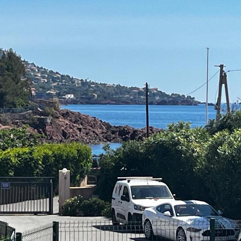 House with your feet in the water, between forest and beach - AGAY - Appartement 2 Chambres - 30