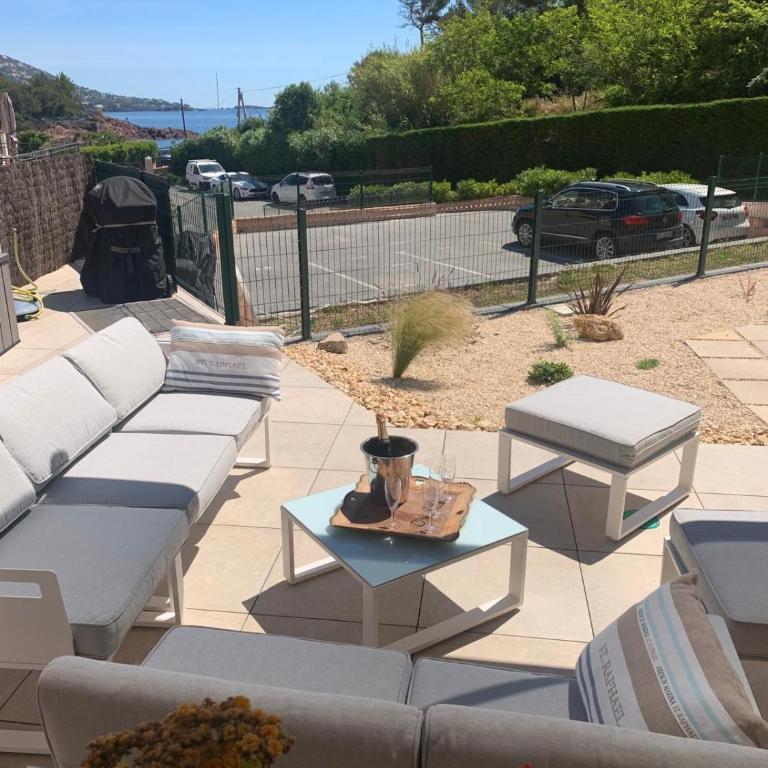 House with your feet in the water, between forest and beach - AGAY - Appartement 2 Chambres - 1