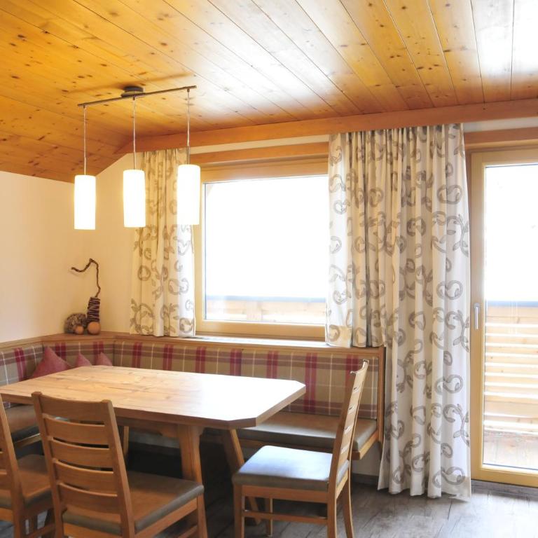 Haus Mittergries - Apartment mit 2 Schlafzimmern und Balkon - 6