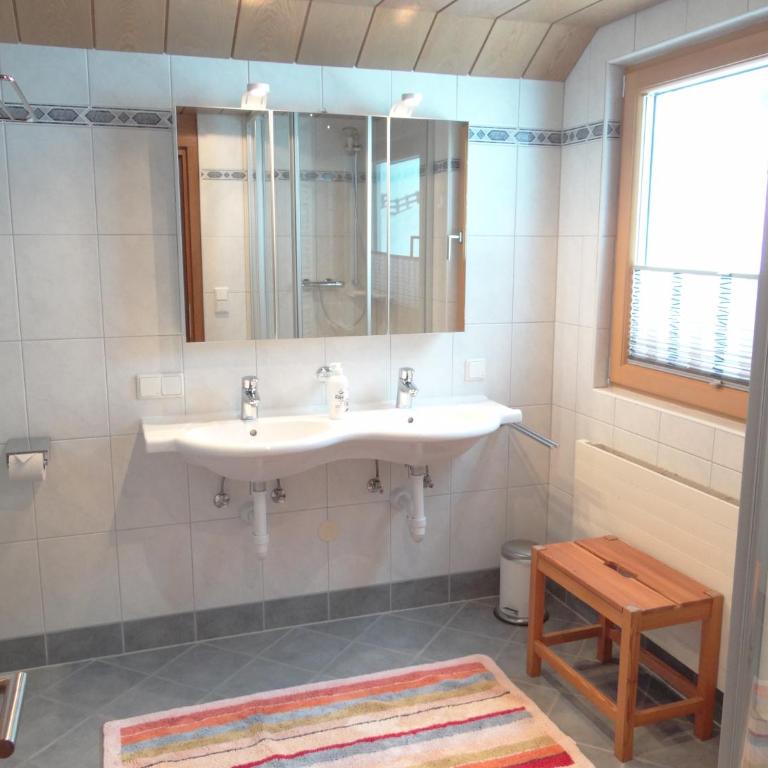 Haus Mittergries - Apartment mit 2 Schlafzimmern und Balkon - 14