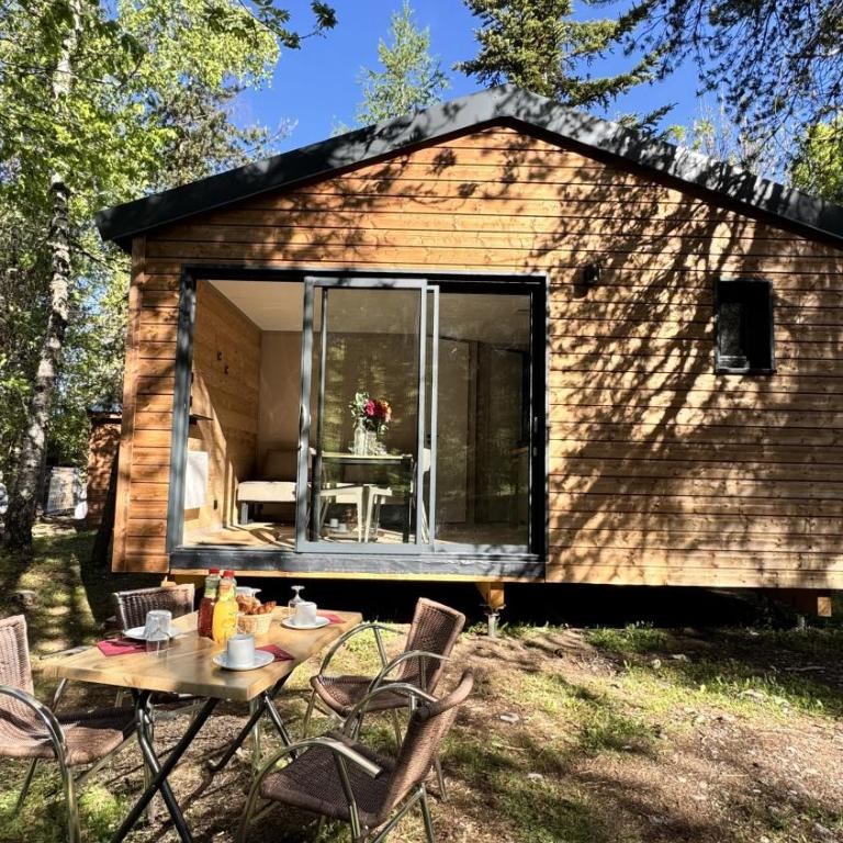 Hôtel et Camping O2 Orcières Outdoor Area - Chalet 2 Chambres - 1