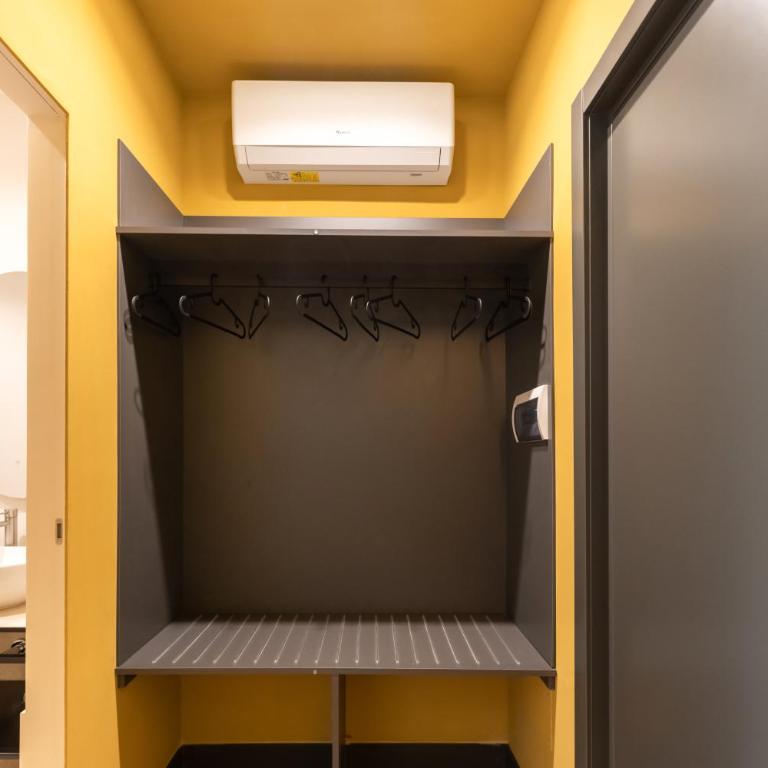 Tom Suites - Camera Matrimoniale Deluxe (2 Adulti + 1 Bambino) - 12