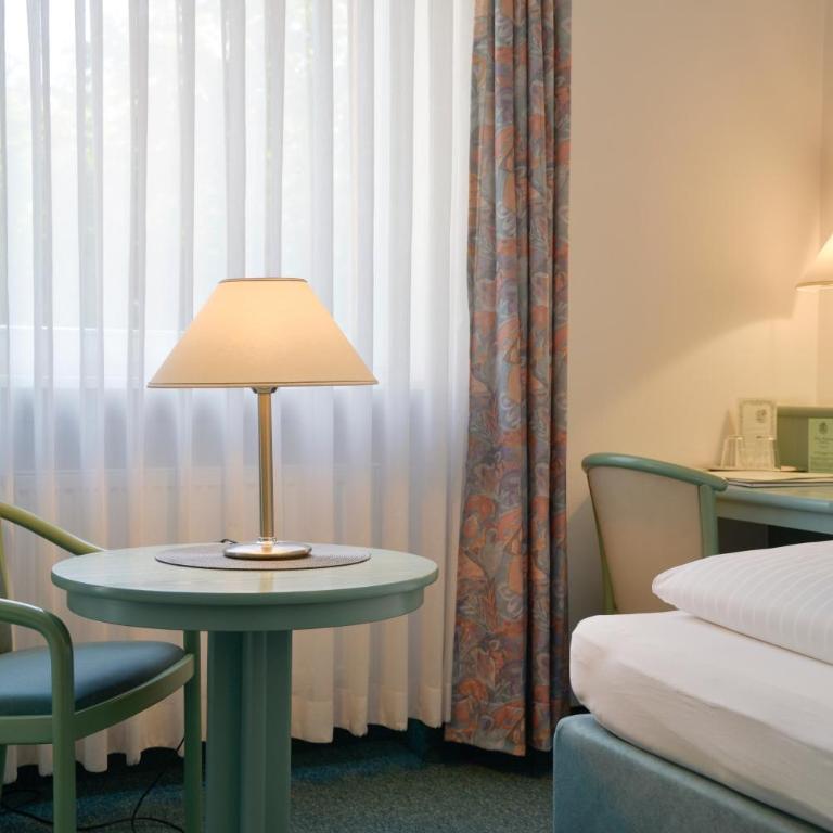 Hotel Till Eulenspiegel - Nichtrauchhotel - Einzelzimmer zum Innenhof - 1