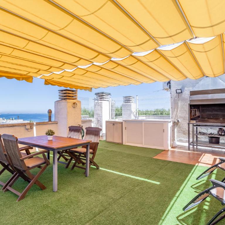 Barbacoa + vistas al mar + playa + piscina. - Apartamento de 1 dormitorio - 1
