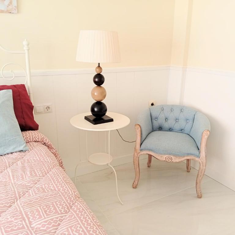Espectacular vivienda a un minuto andando de la Playa y del Paseo marítimo en Almería - Apartment - 11
