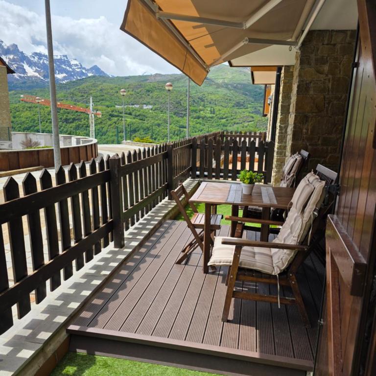 Cómodo y Soleado apartamento en Panticosa - Apartamento de 2 dormitorios con vistas a la montaña - 4