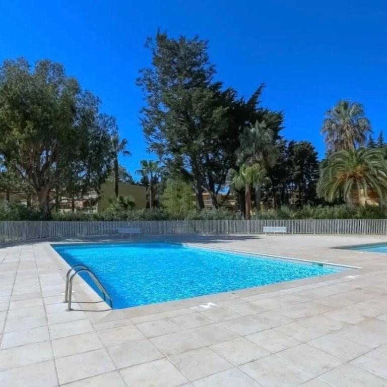 Escale Eucalyptus - Pool & Private Parking - Appartement 1 Chambre - Vue sur Jardin - 2