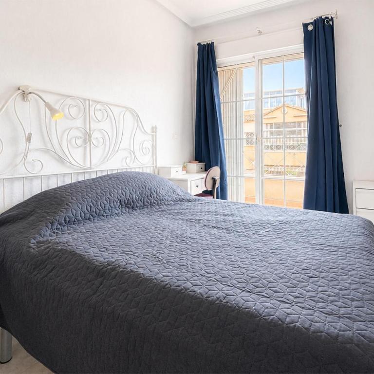 Nice Apartment In Torrevieja With House A Panoramic View - Two-Bedroom Apartment with Terrace - 5