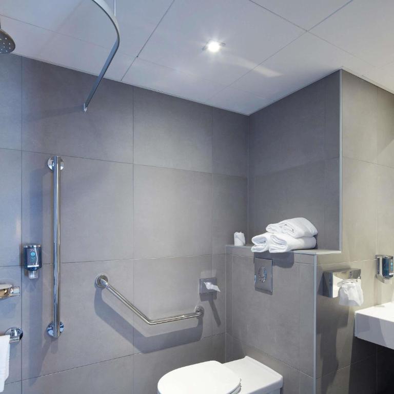 Novotel Suites Colmar Centre - Suite supérieure - Accessible aux personnes à mobilité réduite - 2