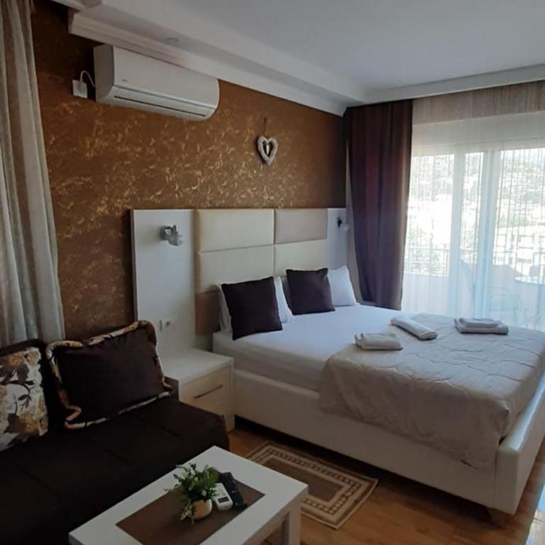 Apartmants Elisa - Deluks Dvokrevetna Soba sa Bračnim Krevetom/Zasebnim Krevetima - 1