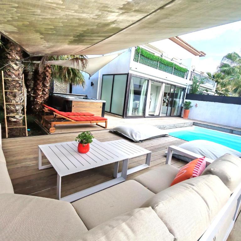 Oasis de Détente à proximité des Plages de Sanary et Bandol - Apartment mit 3 Schlafzimmern - 12