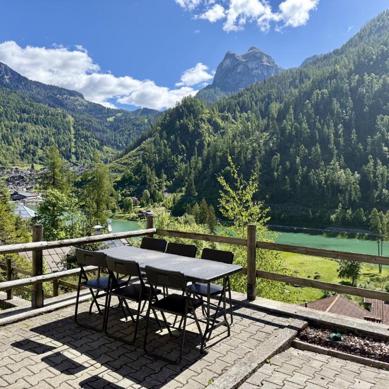 Dolomites Red Heart Lake View - Appartamento con Vista Lago - 32