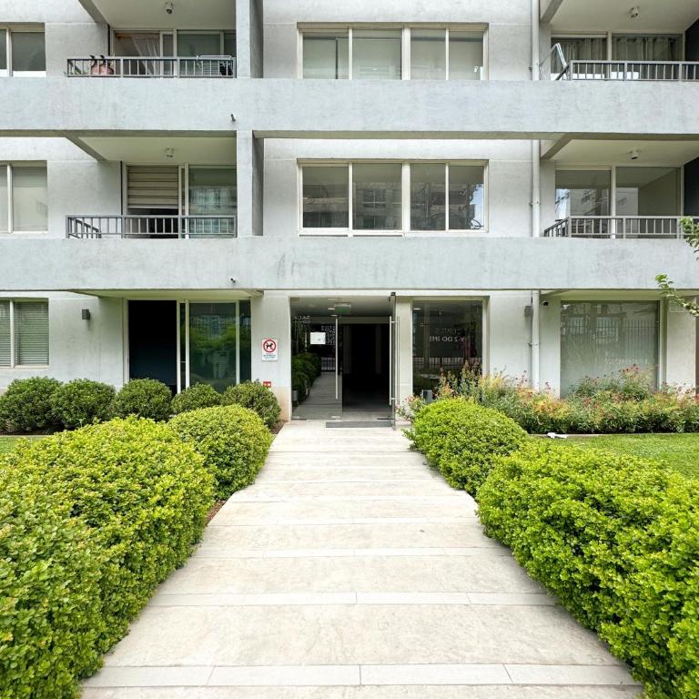 Depto moderno cerca del Estadio Nacional con Check in digital y Parking - Two-Bedroom Apartment - 24