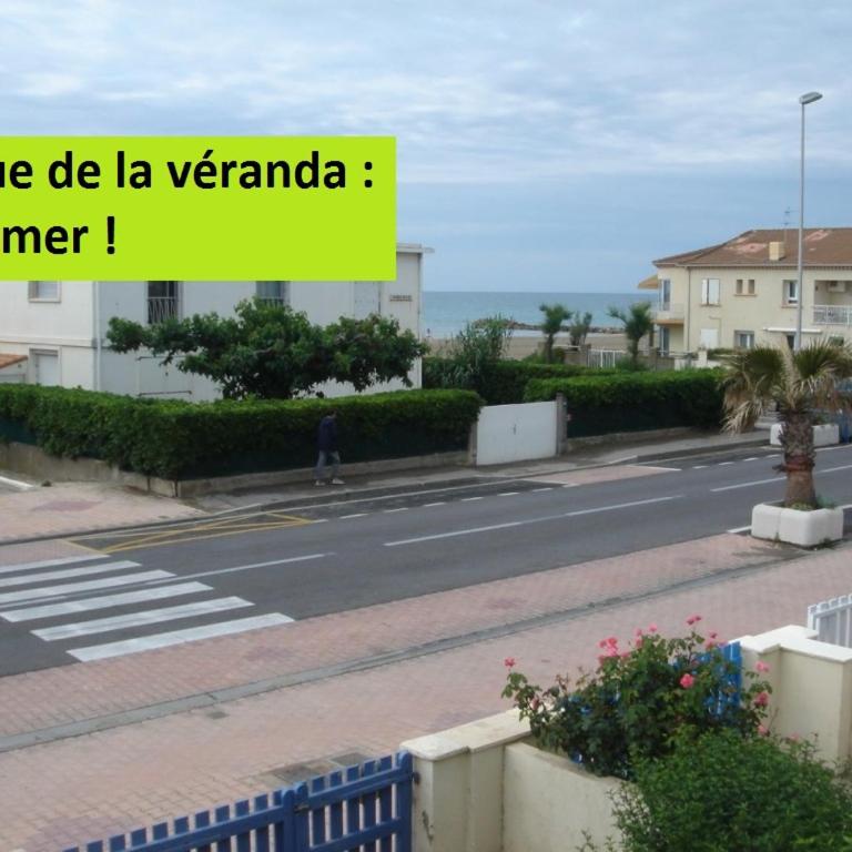 T3 clim parking la plage de l'autre coté de la rue - Appartement 2 Chambres - 1