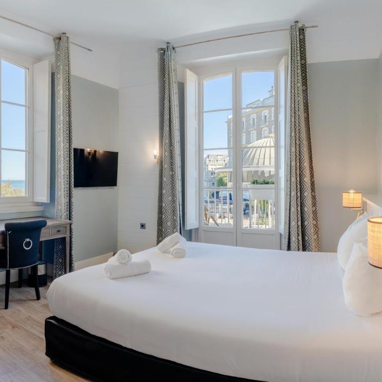 Hotel de l'Océan et restaurant - Coeur de ville - Prestige Corner Double Room with Ocean View - 1