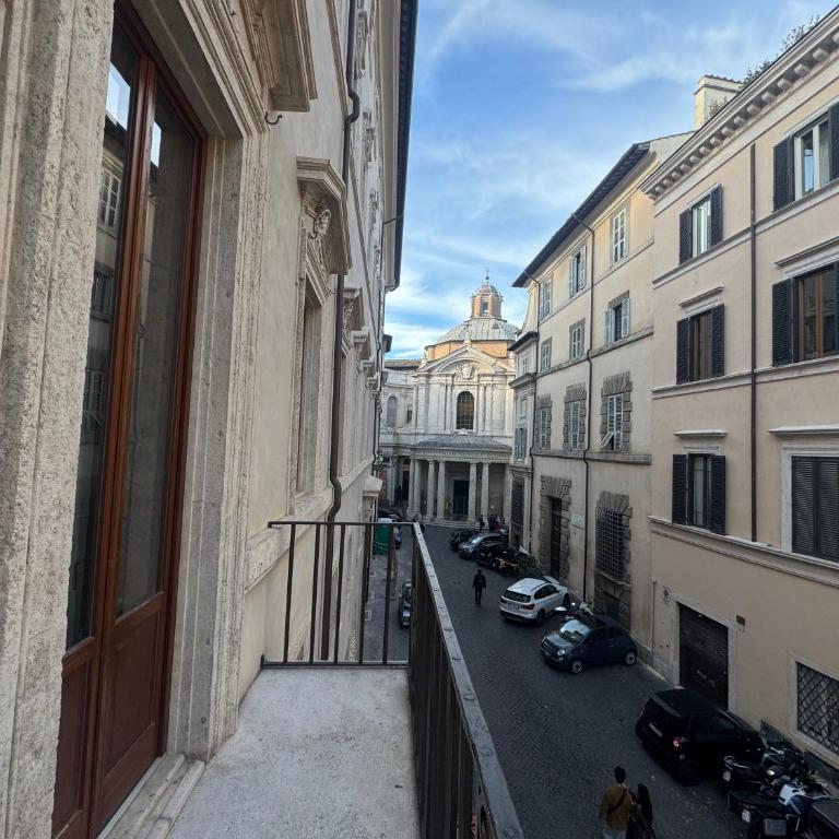 Palazzo Gambirasi Aparthotel Roma - Suite con Balcone - 9