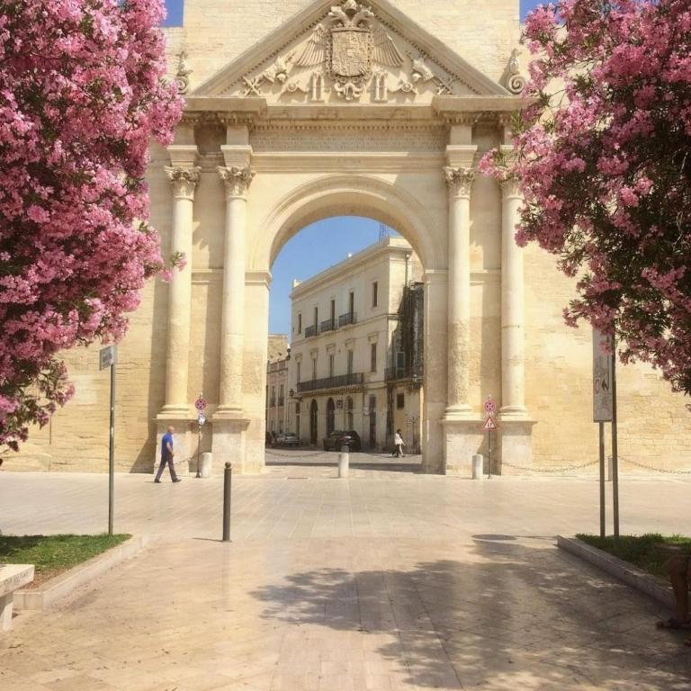 Casa Dolce Far Niente Lecce - Appartamento Deluxe con 2 Camere da Letto e Balcone - 15
