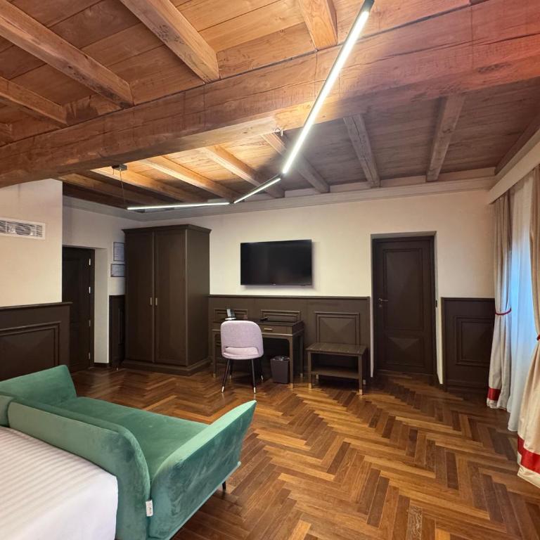 Palazzo Gambirasi Luxury Suite Roma - Camera Queen Deluxe - 1
