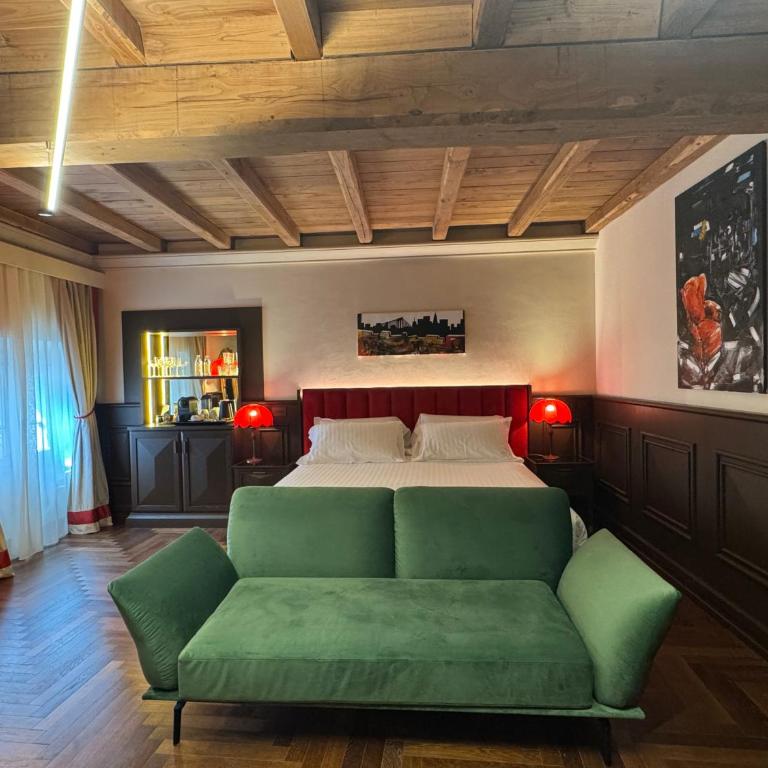 Palazzo Gambirasi Luxury Suite Roma - Camera Queen Deluxe - 5