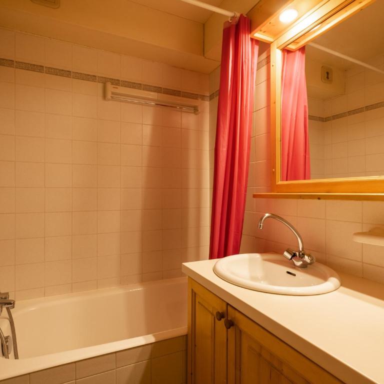 Studio 3* pour 4 pers., proche pistes et commerces, garage, animaux admis - FR-1-304-55 - Estudio - 8