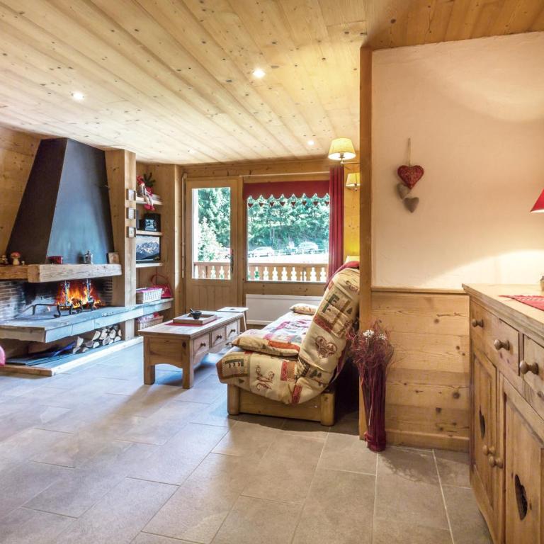 Appartement montagnard avec cheminée, animaux admis, proche pistes - FR-1-304-78 - Apartamento (4 adultos) - 1
