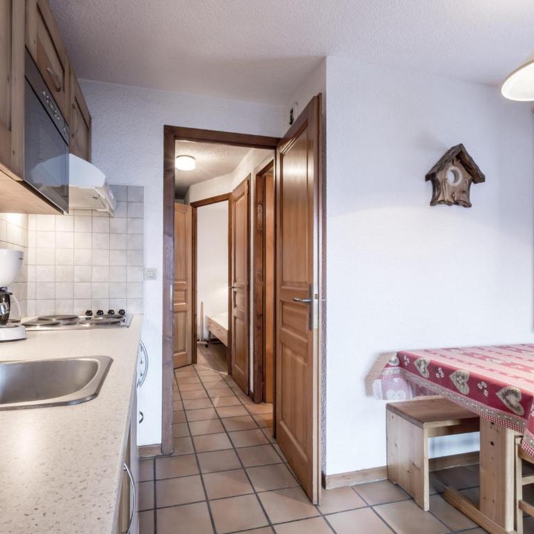 Studio sud, proche pistes / commerces, animaux admis, garage - FR-1-304-81 - Appartement (4 Adultes) - 4